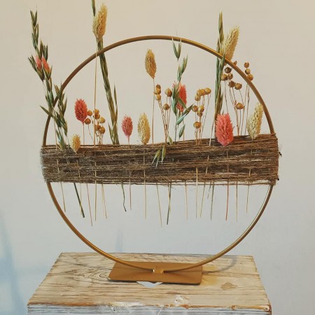 droogbloemen in frame 25 cm €20,-pp